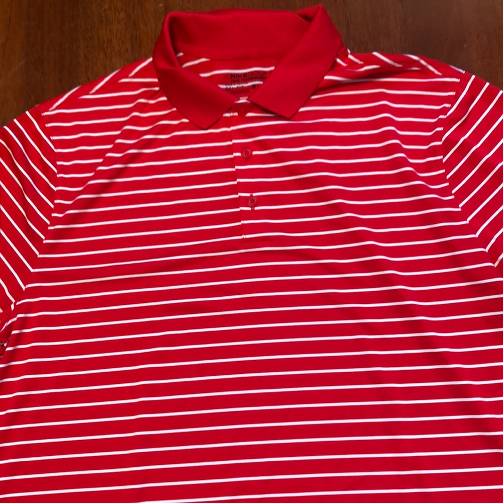 Men’s Nike Dry fit golf shirt